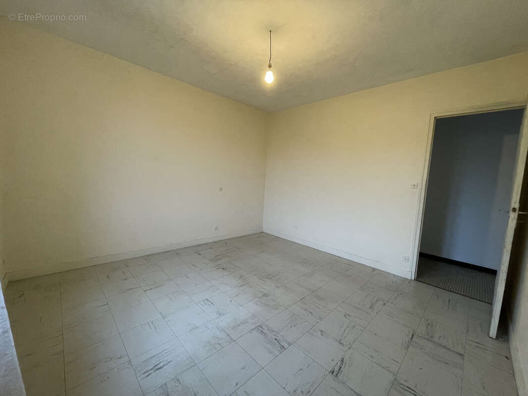 Maison à SAINT-SAVINIEN