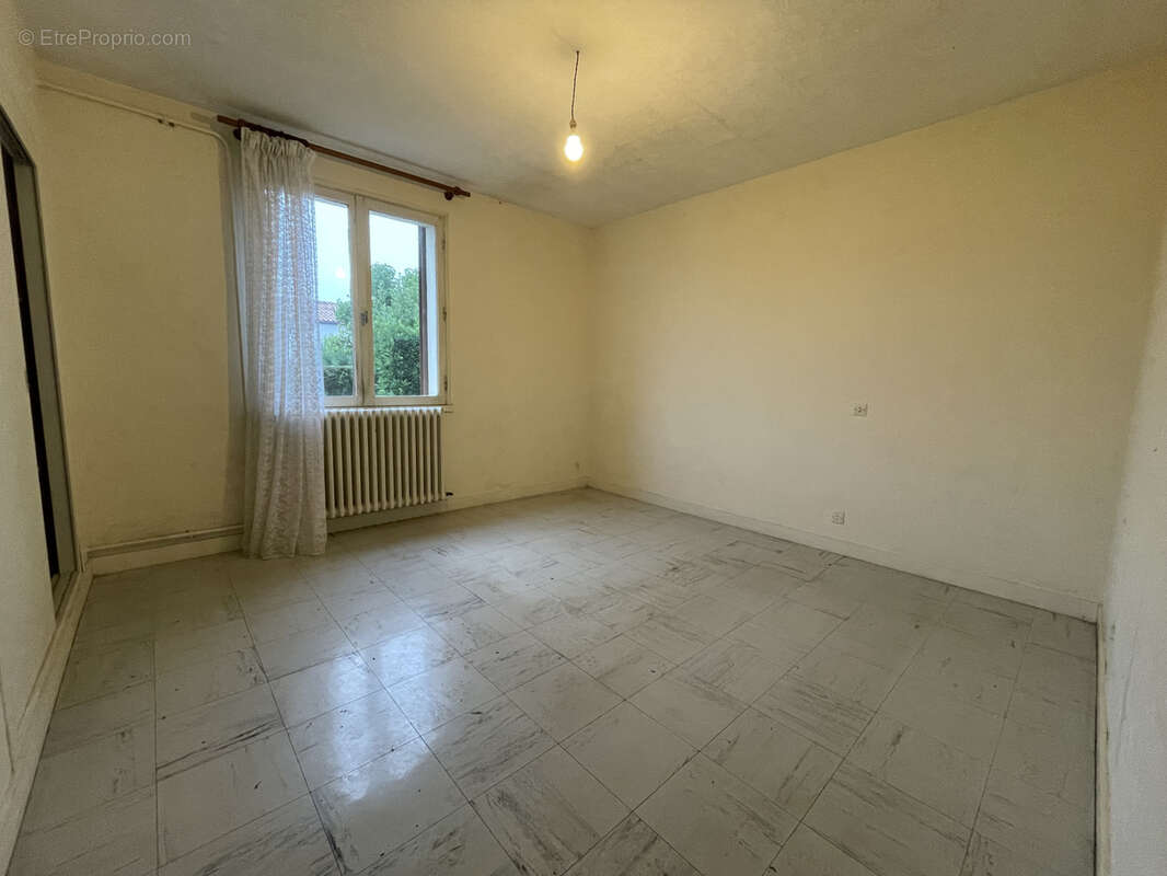 Maison à SAINT-SAVINIEN