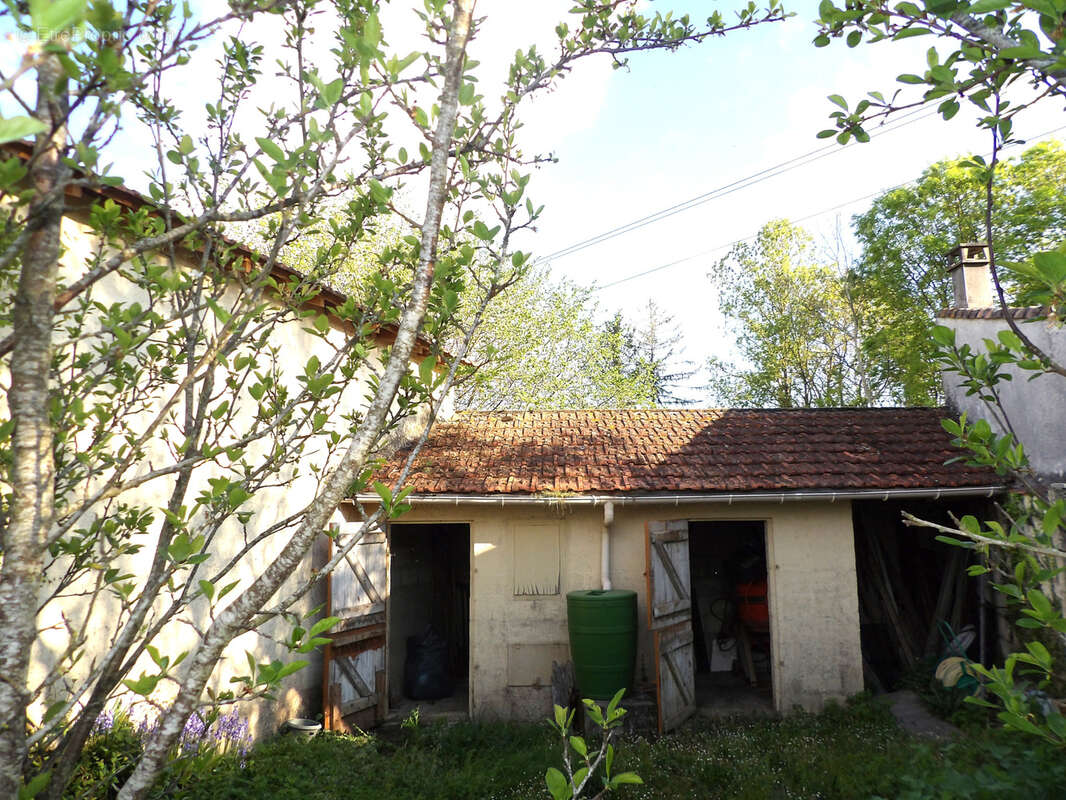 Maison à SAINT-SAVINIEN