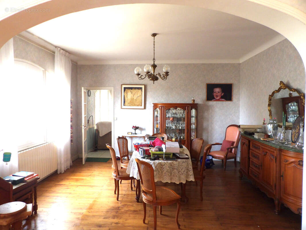 Maison à SAINT-SAVINIEN