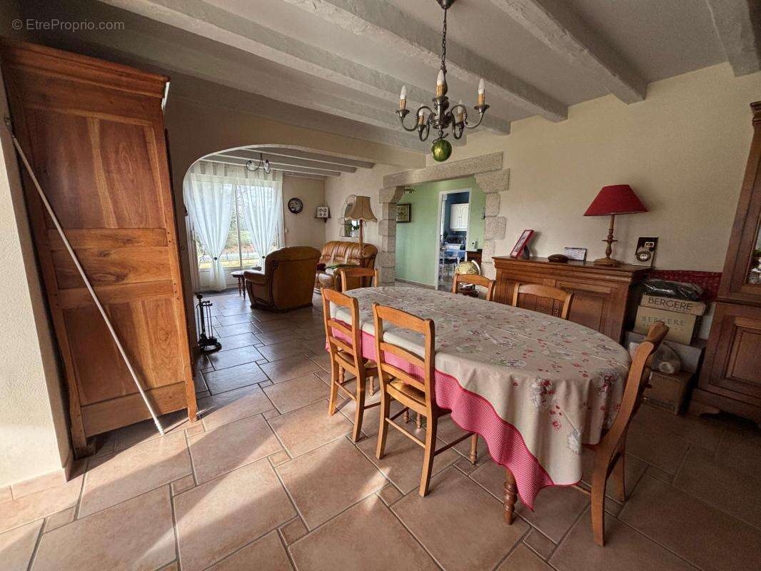 Maison à PLEUCADEUC