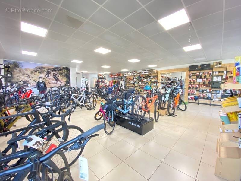 Commerce à AIX-EN-PROVENCE