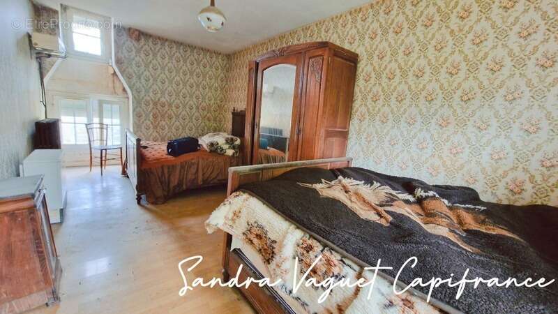 Maison à NOYAL-PONTIVY