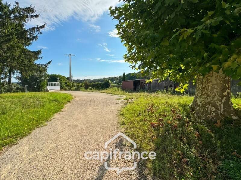 Maison à CHATEAUNEUF-SUR-ISERE