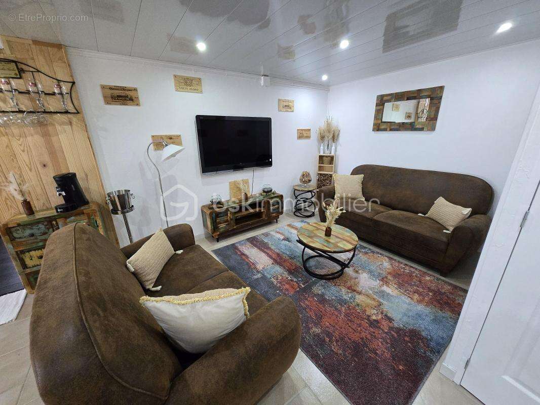 Maison à MONTIGNY-AUX-AMOGNES