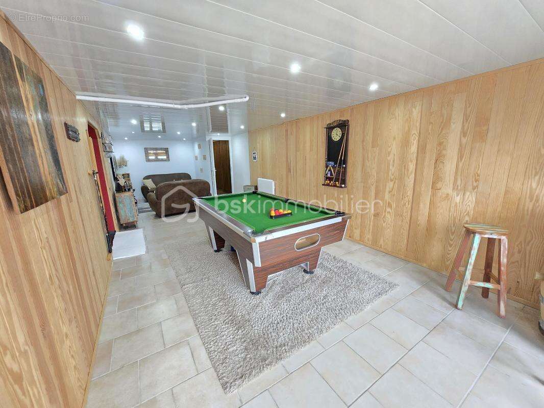 Maison à MONTIGNY-AUX-AMOGNES