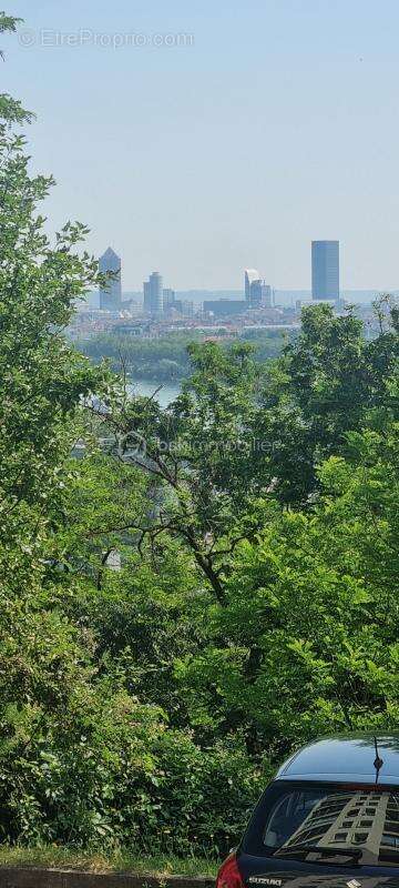 Appartement à LA MULATIERE