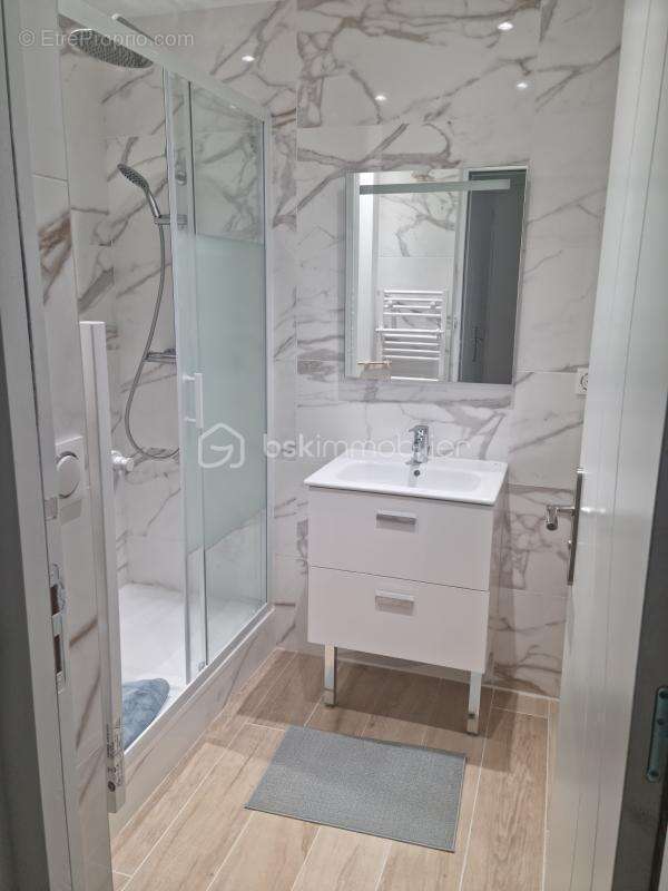 Appartement à LA MULATIERE