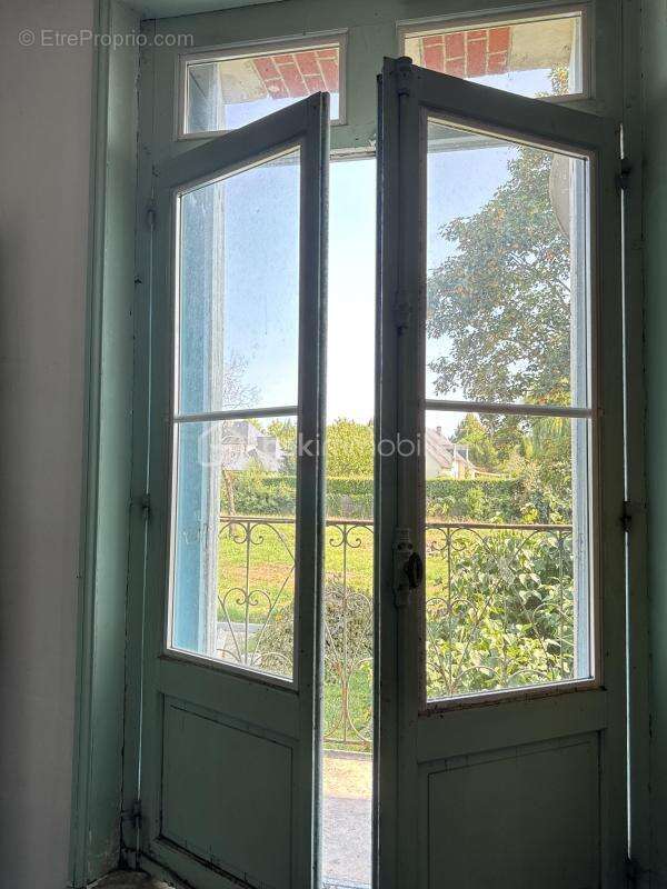 Maison à SAINT-CYR-SUR-LOIRE