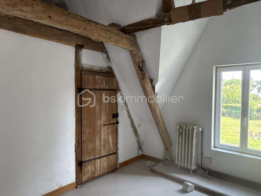 Maison à SAINT-CYR-SUR-LOIRE