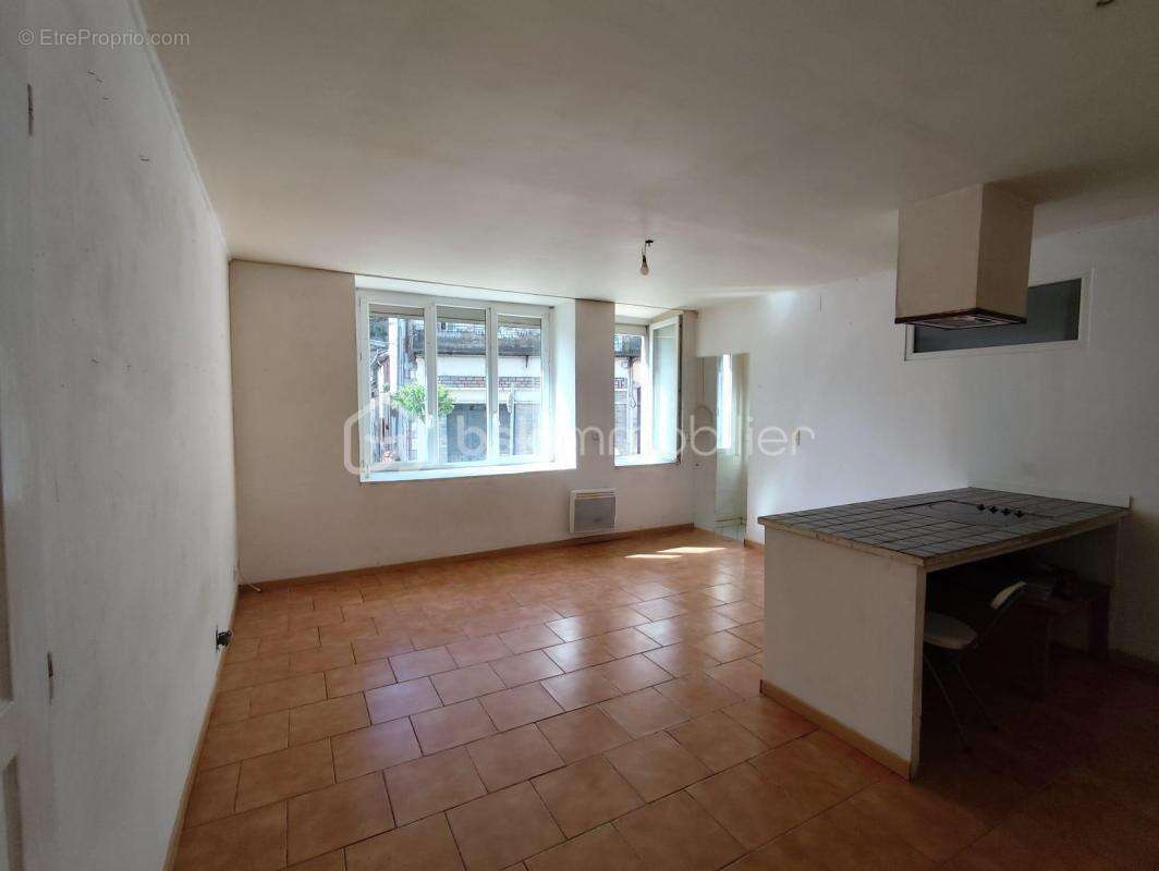 Appartement à SAINT-PONS-DE-THOMIERES