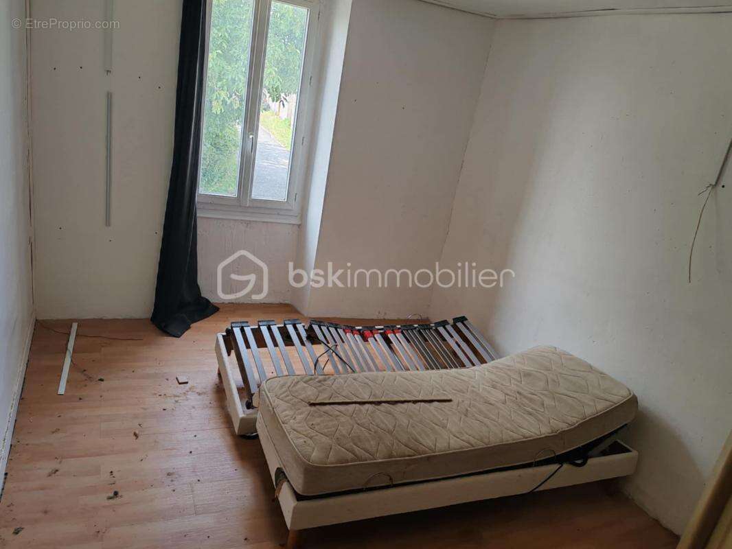 Maison à LA BROUSSE