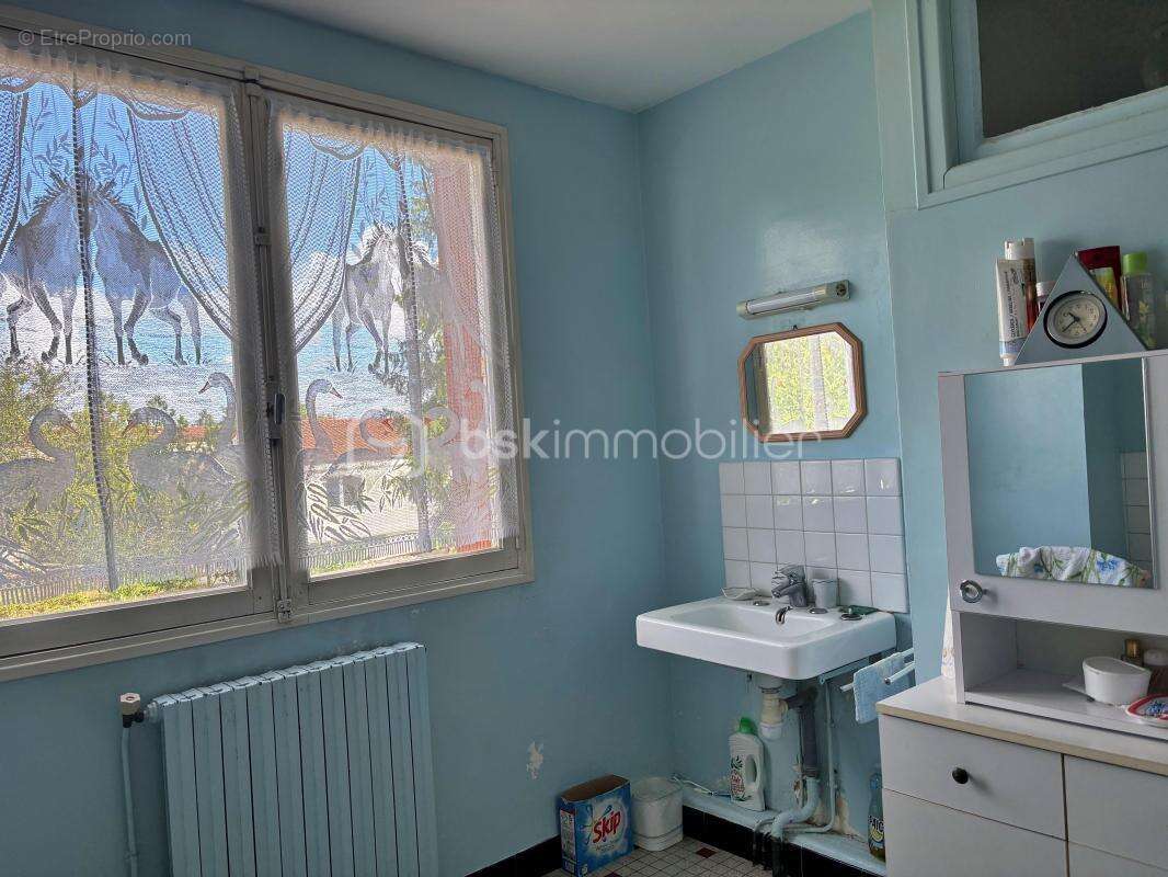 Maison à FONTENAY-LE-COMTE