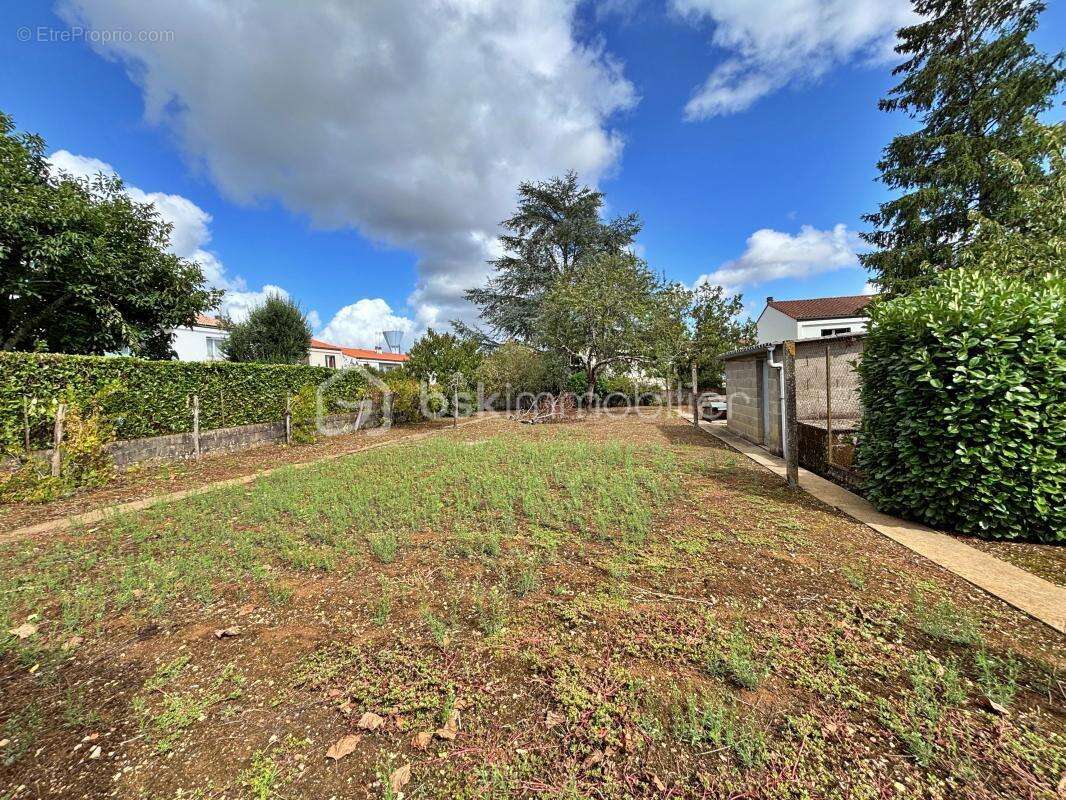 Maison à FONTENAY-LE-COMTE