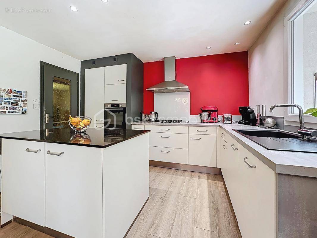 Maison à SAINT-MARTIN-D&#039;URIAGE