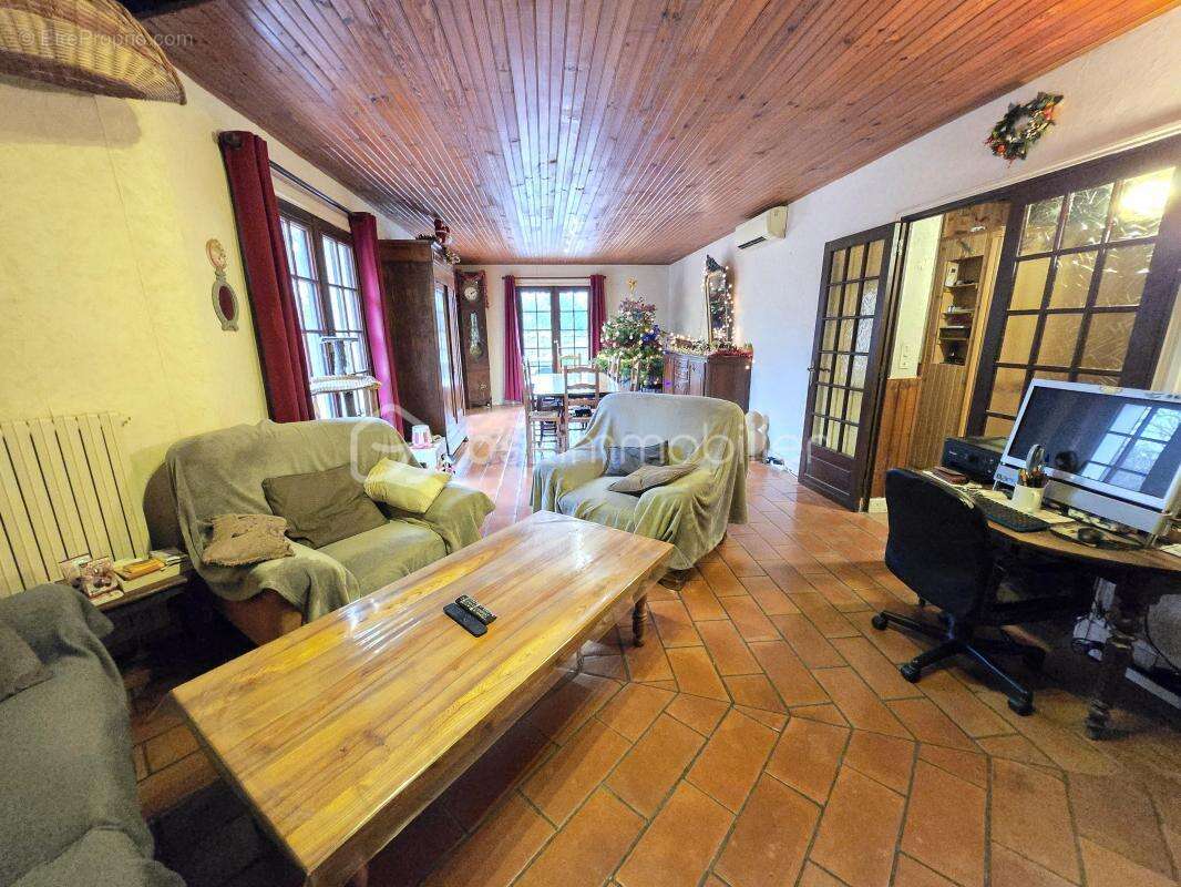 Maison à SAINT-MARTIN-D&#039;HEUILLE