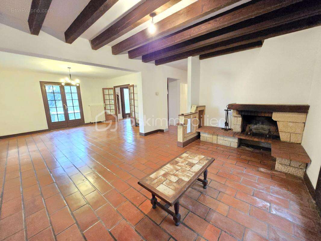 Maison à SAINT-MARTIN-D&#039;HEUILLE