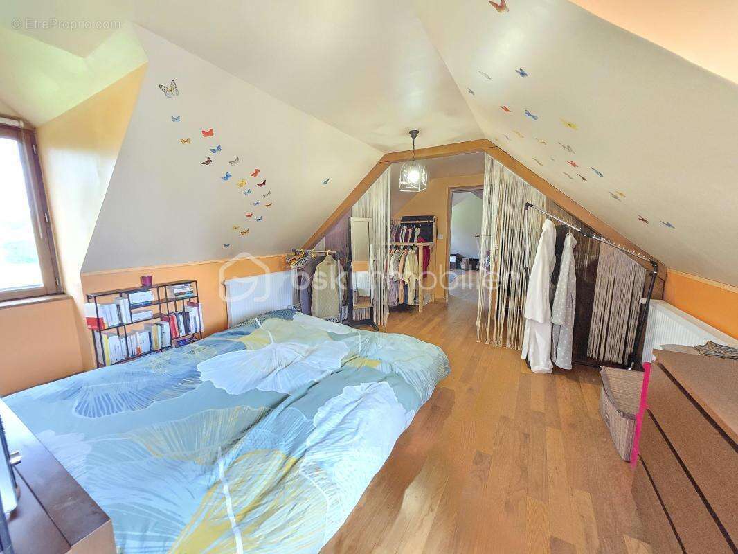 Maison à COULANGES-LES-NEVERS