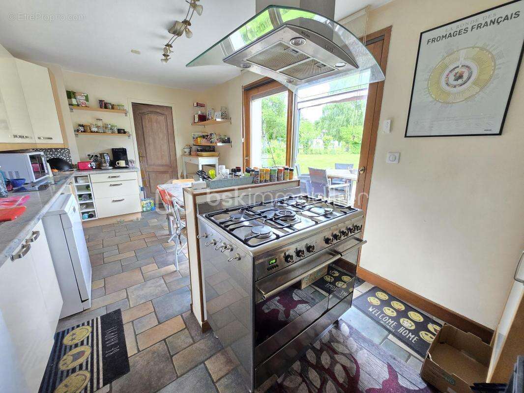 Maison à COULANGES-LES-NEVERS