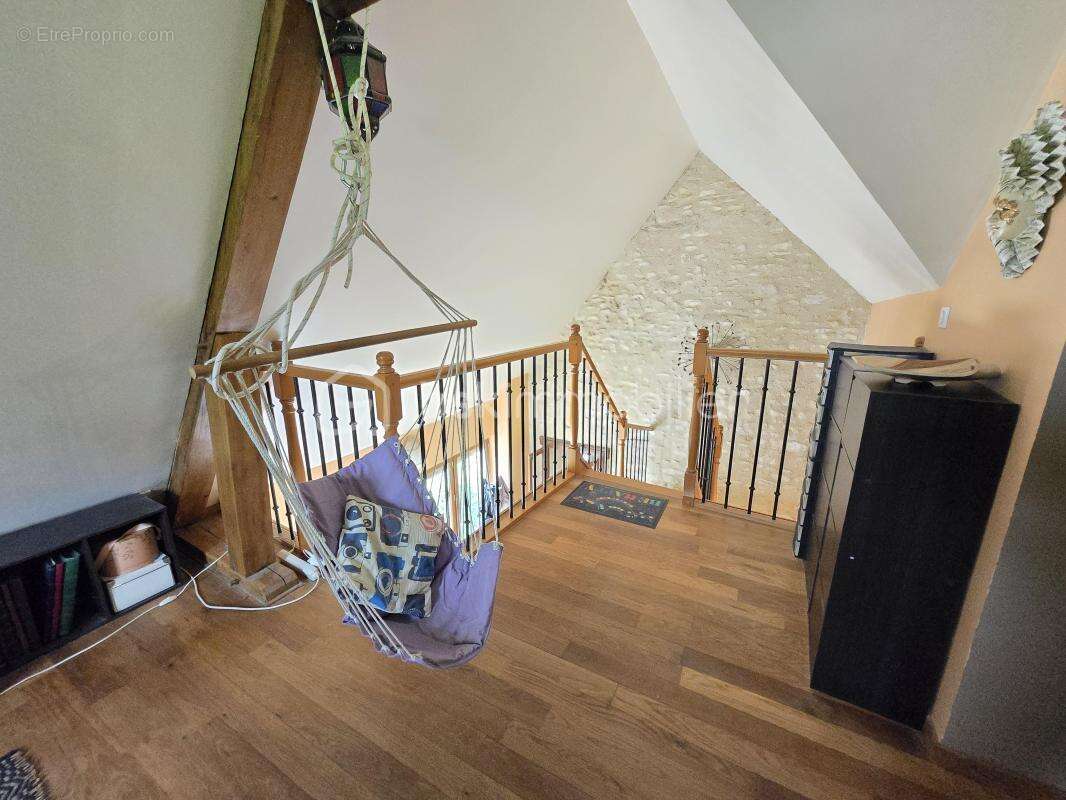 Maison à COULANGES-LES-NEVERS