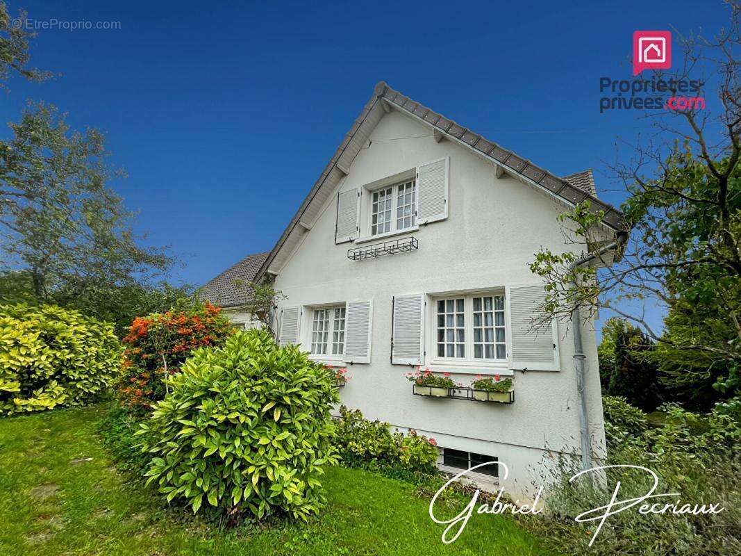 Maison à SAINT-ANDRE-LES-VERGERS