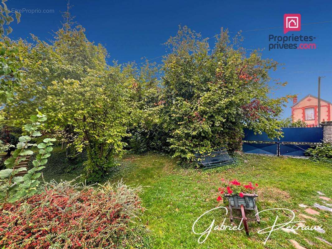 Maison à SAINT-ANDRE-LES-VERGERS