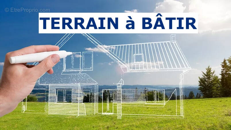 Terrain à LA CHAPELLE-EN-SERVAL