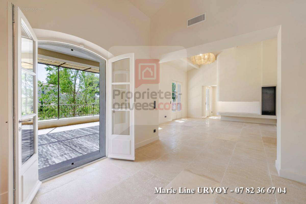 Maison à MAUSSANE-LES-ALPILLES