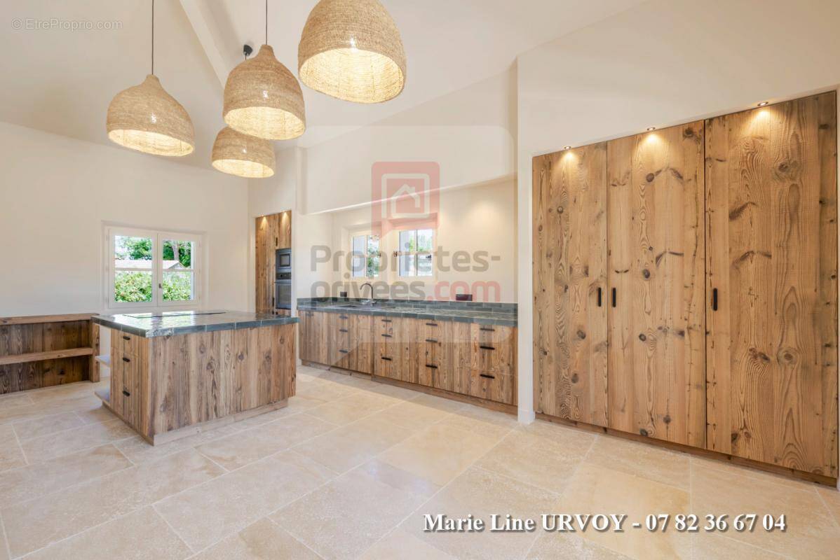 Maison à MAUSSANE-LES-ALPILLES