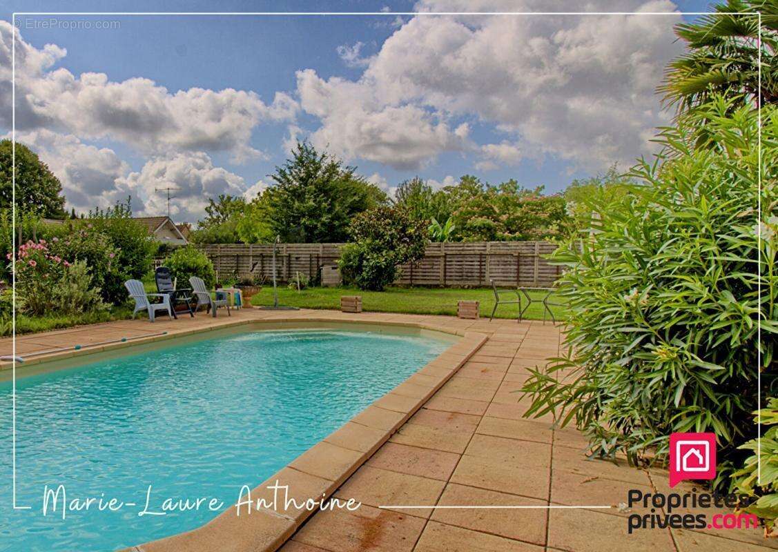 Maison à PIERRE-DE-BRESSE