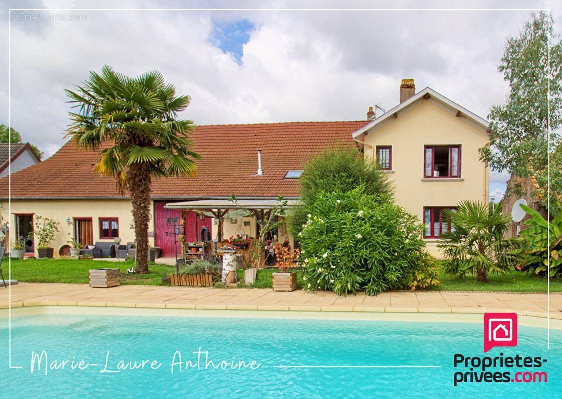 Maison à PIERRE-DE-BRESSE