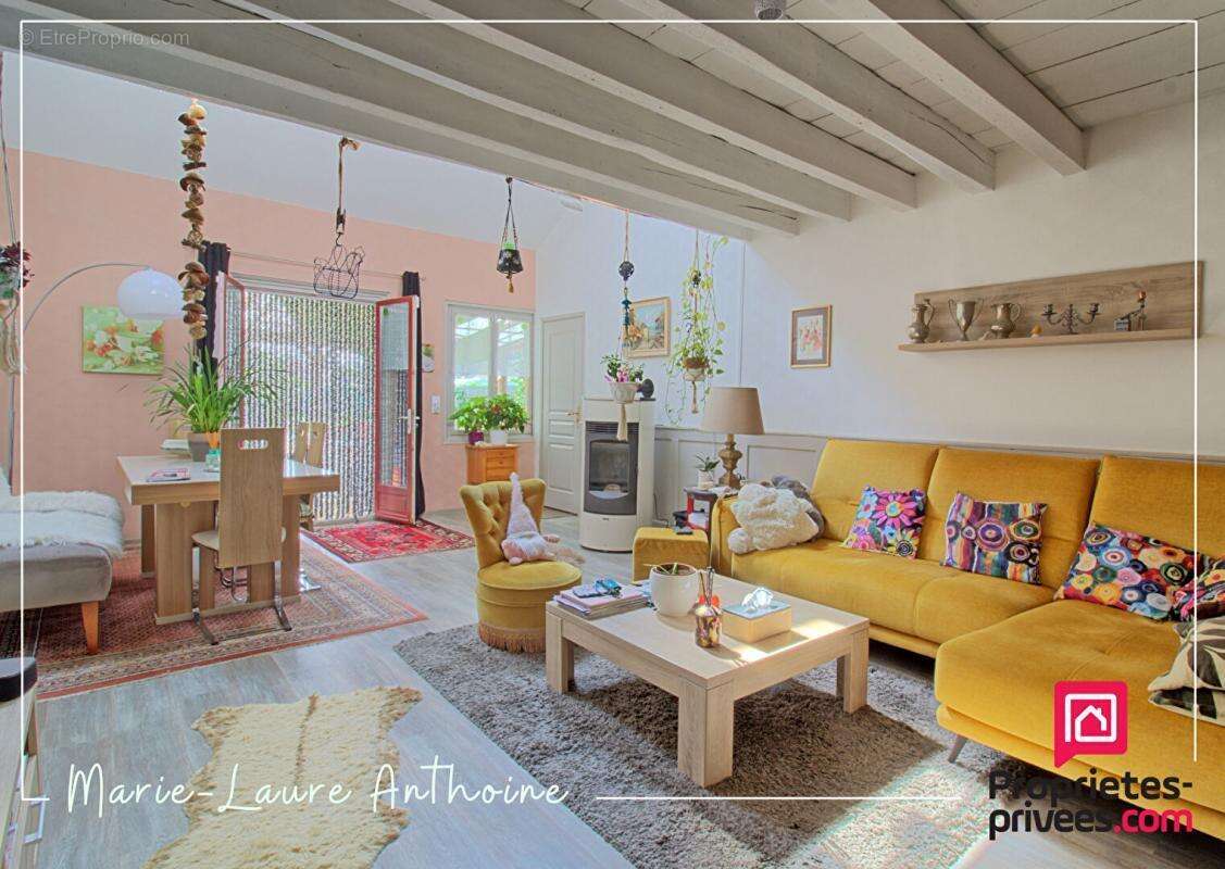 Maison à PIERRE-DE-BRESSE