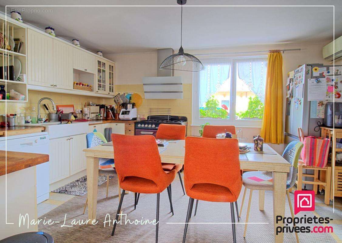 Maison à PIERRE-DE-BRESSE