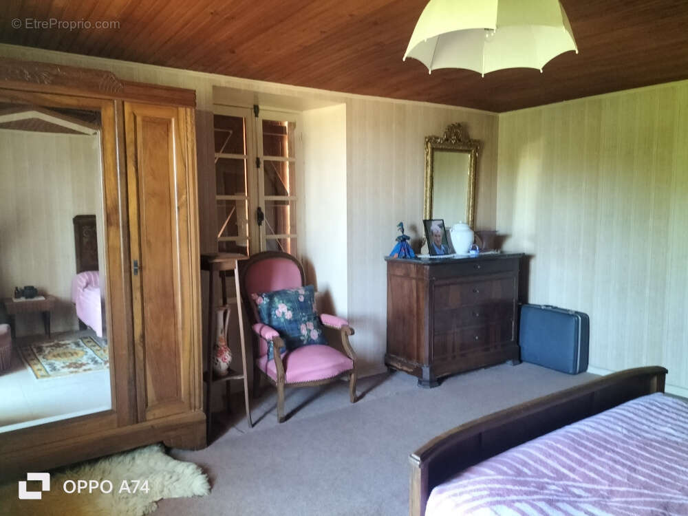 Maison à CAHUZAC-SUR-VERE