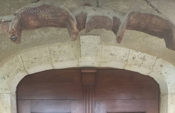 Maison à CAHUZAC-SUR-VERE