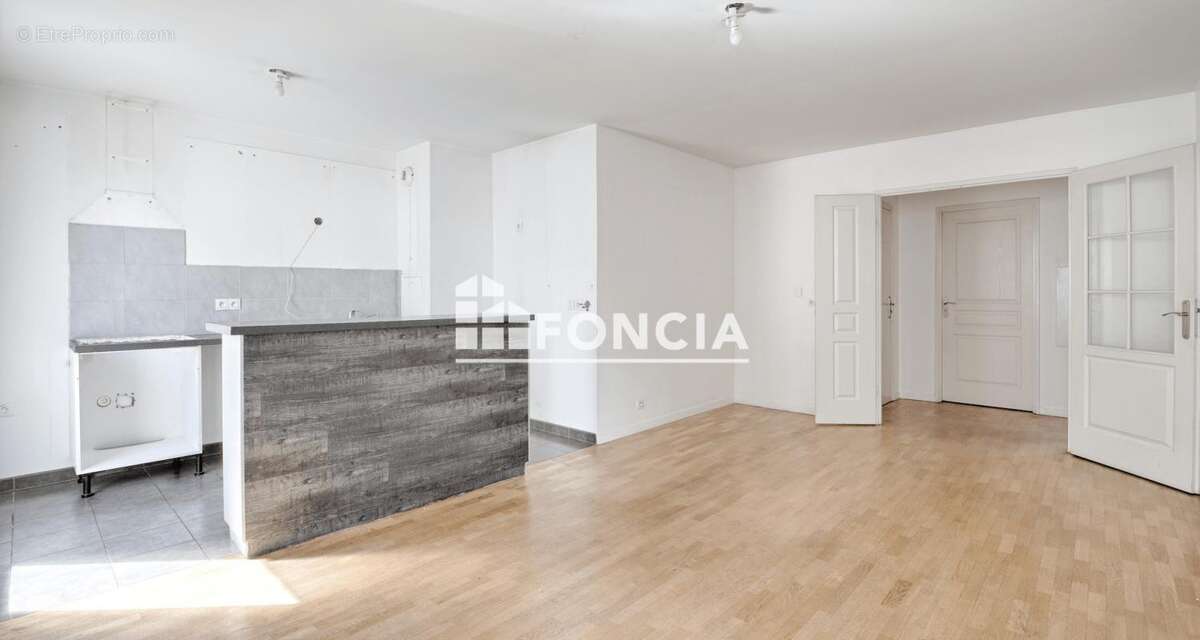 Appartement à MAISONS-ALFORT