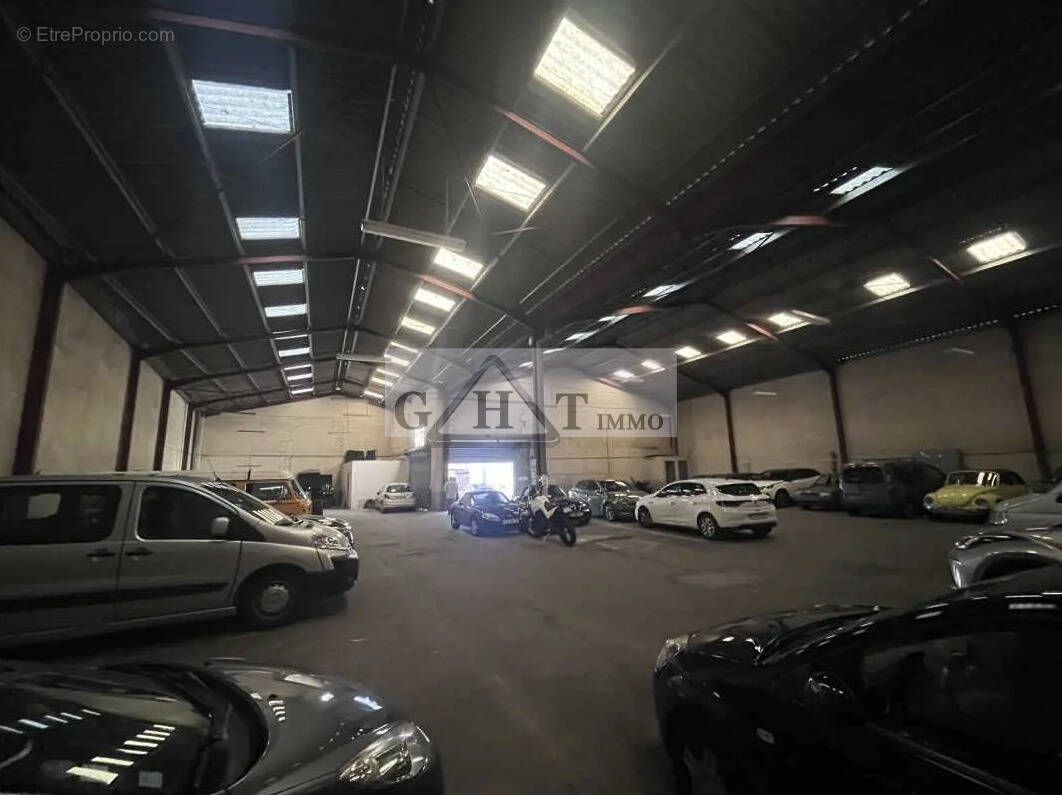 Commerce à BAILLY-ROMAINVILLIERS