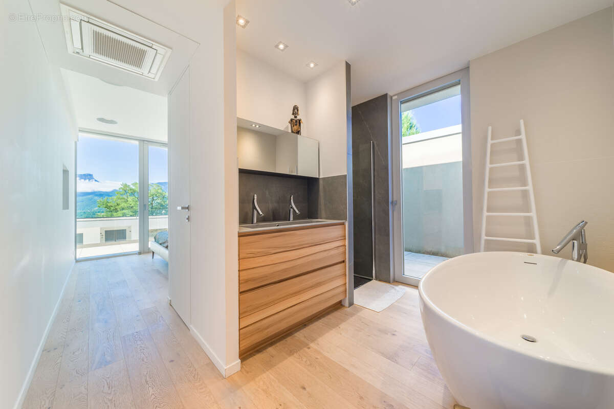 Maison à SAINT-ALBAN-LEYSSE