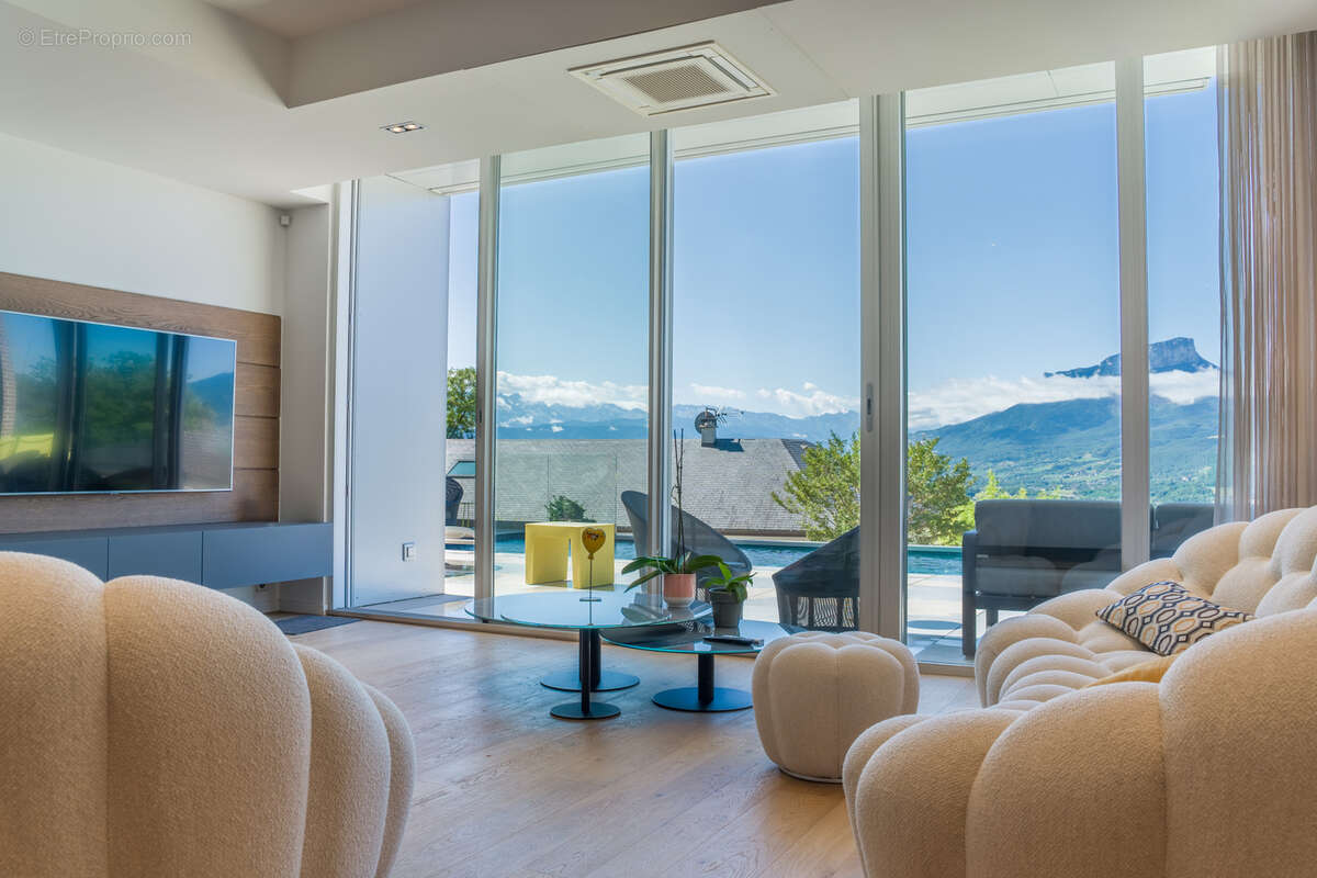 Maison à SAINT-ALBAN-LEYSSE