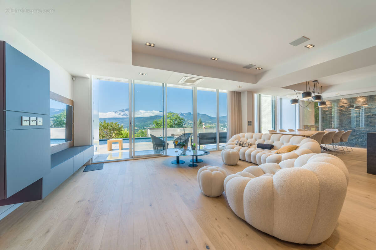 Maison à SAINT-ALBAN-LEYSSE