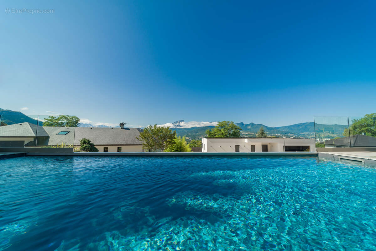 Maison à SAINT-ALBAN-LEYSSE