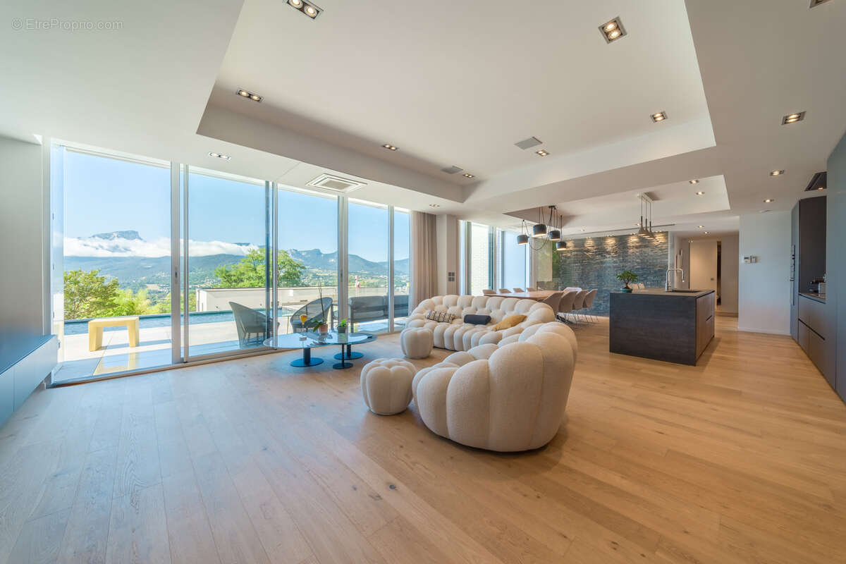 Maison à SAINT-ALBAN-LEYSSE