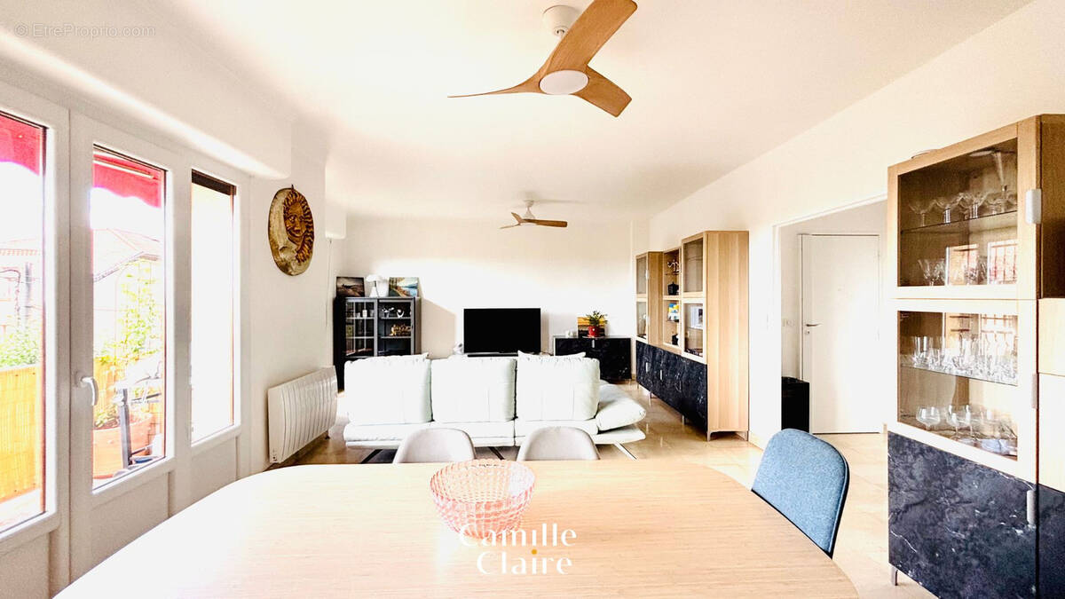 Appartement à AIX-EN-PROVENCE