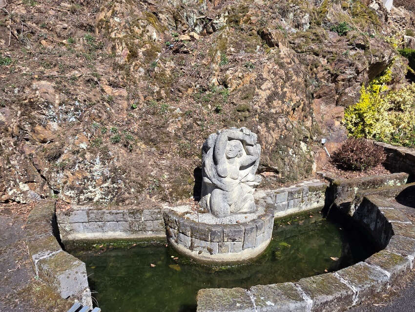 Maison à CHAPDES-BEAUFORT