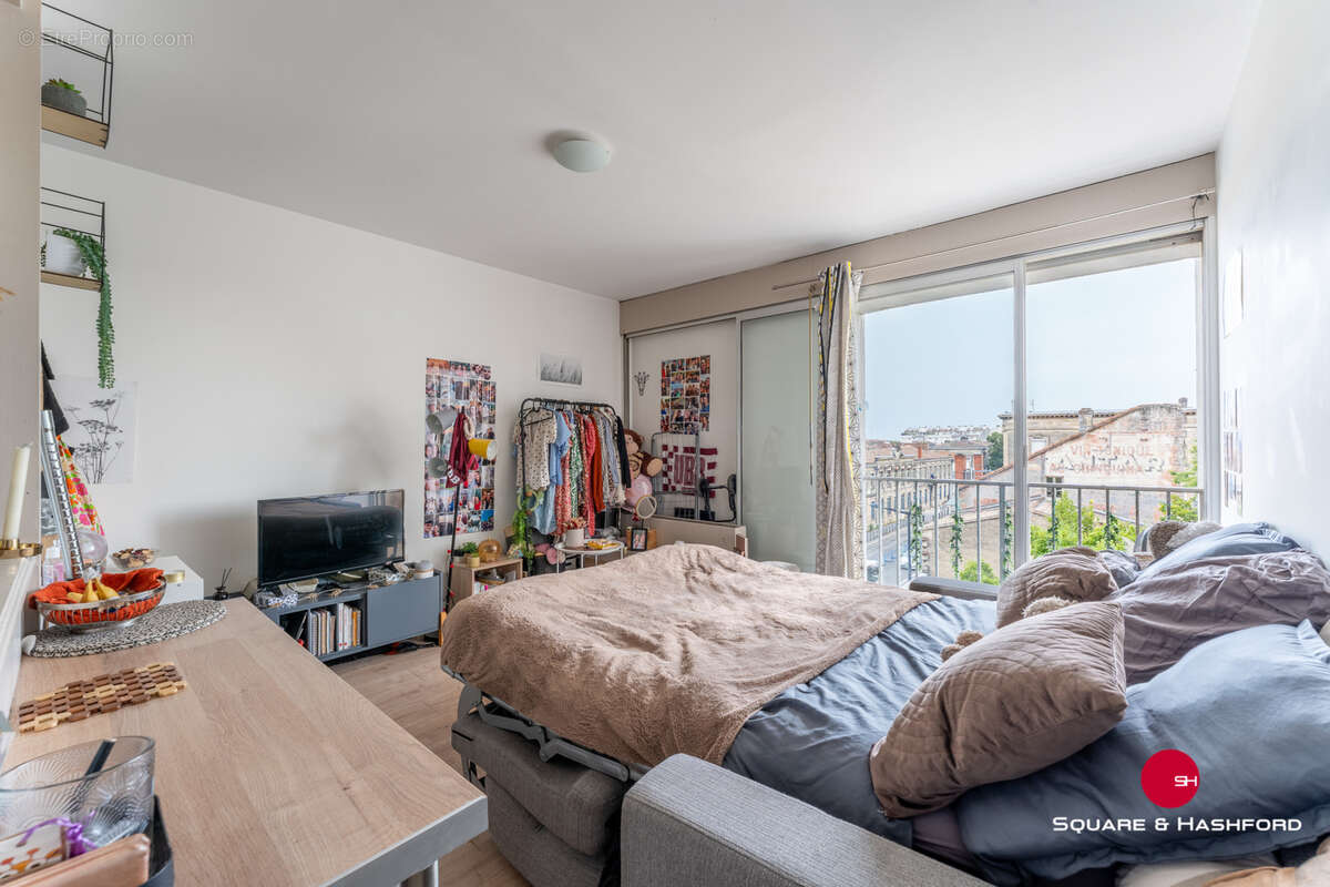 Appartement à BORDEAUX