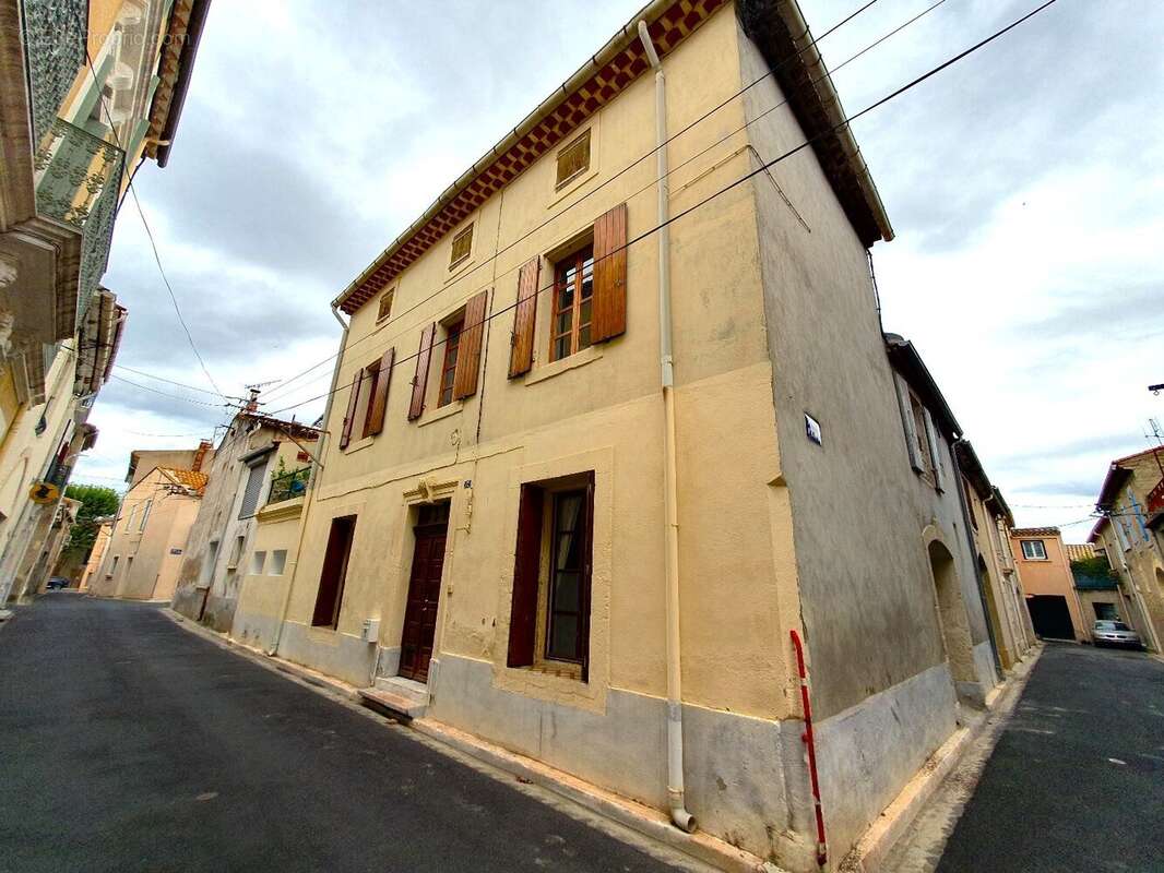 Maison à CAPESTANG