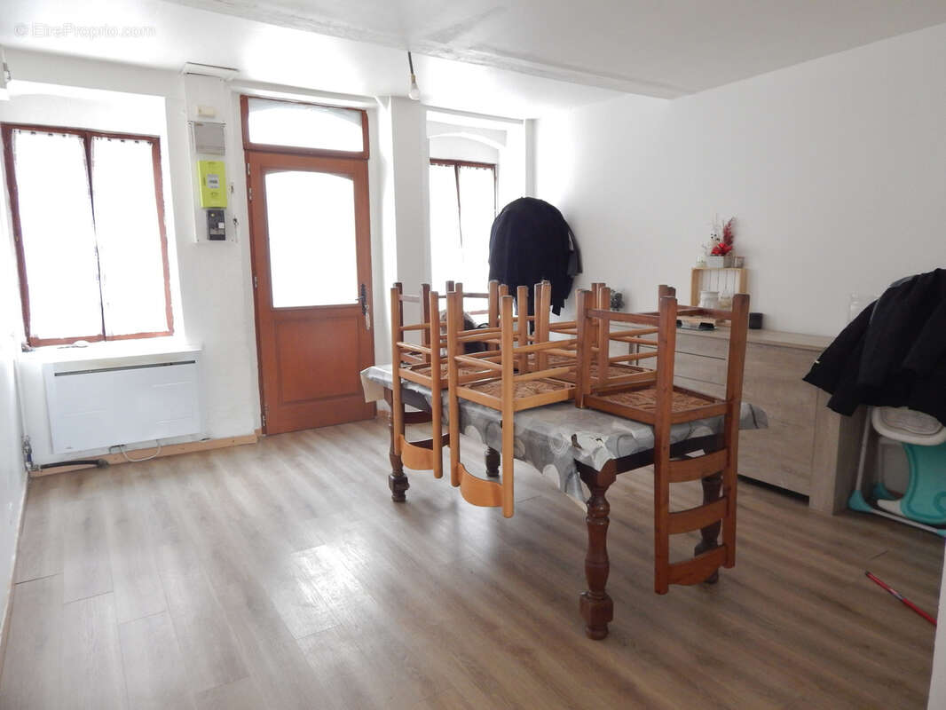 Appartement à QUILLEBEUF-SUR-SEINE