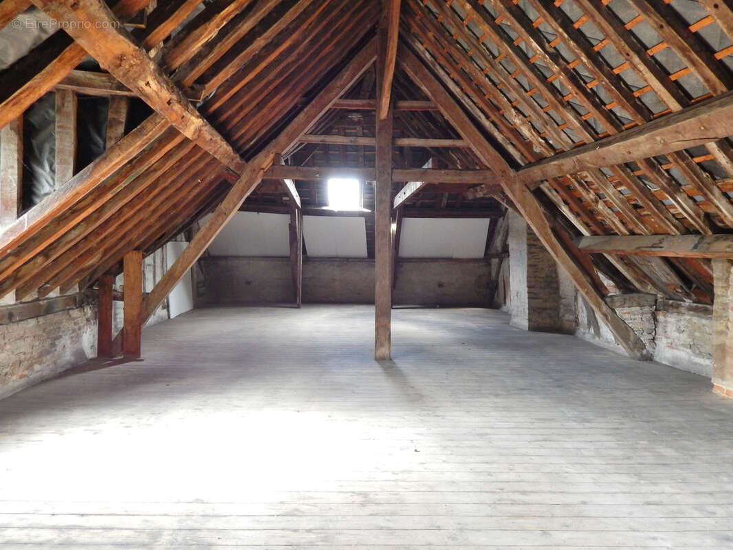 Appartement à QUILLEBEUF-SUR-SEINE