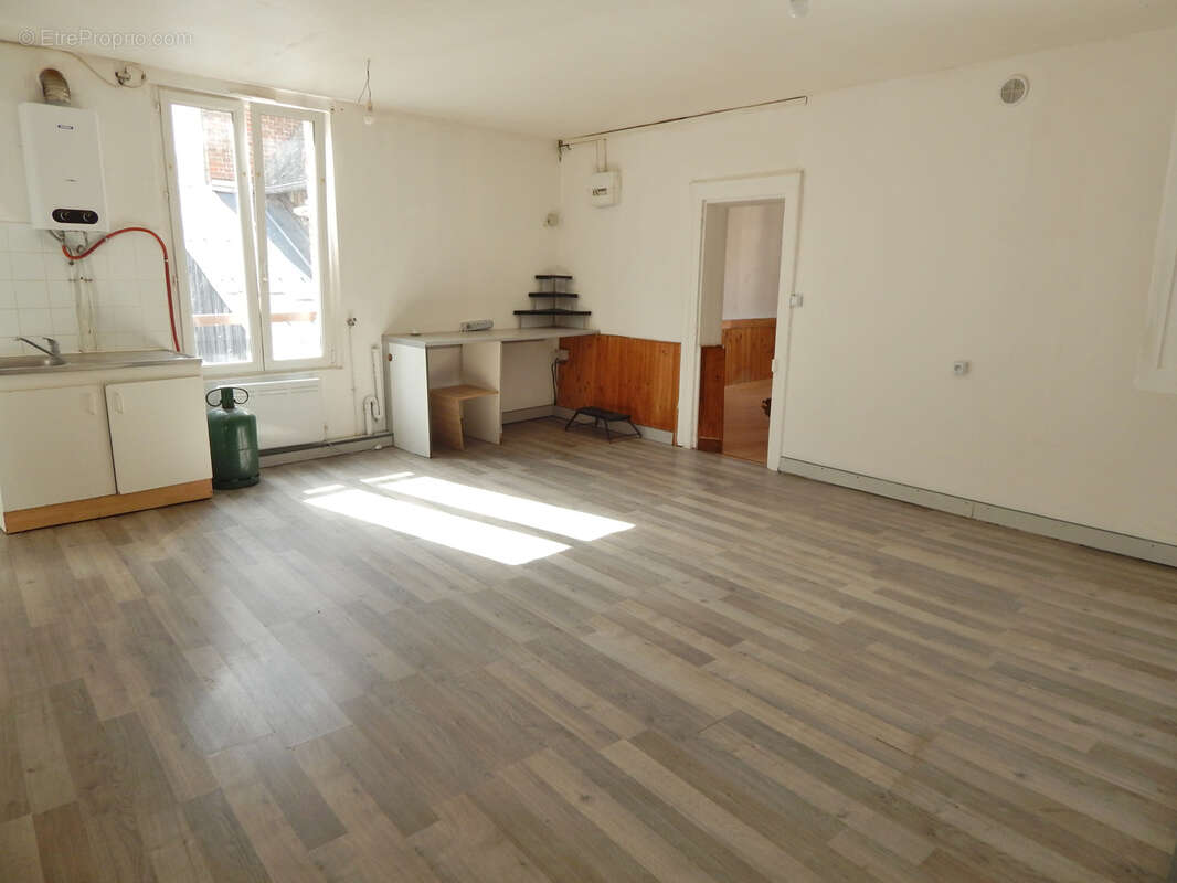 Appartement à QUILLEBEUF-SUR-SEINE