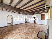 Maison à SAINT-GENIS-DE-SAINTONGE